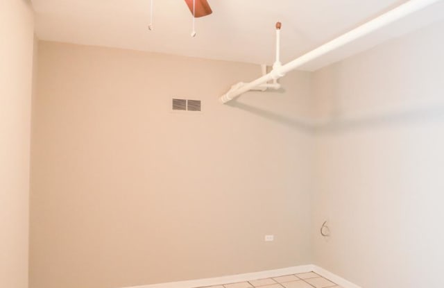 1342 West Foster Gallery 4