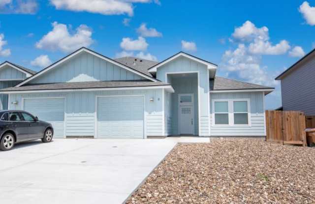 15306 Cruiser St photos photos 15306 Cruiser St photos photos