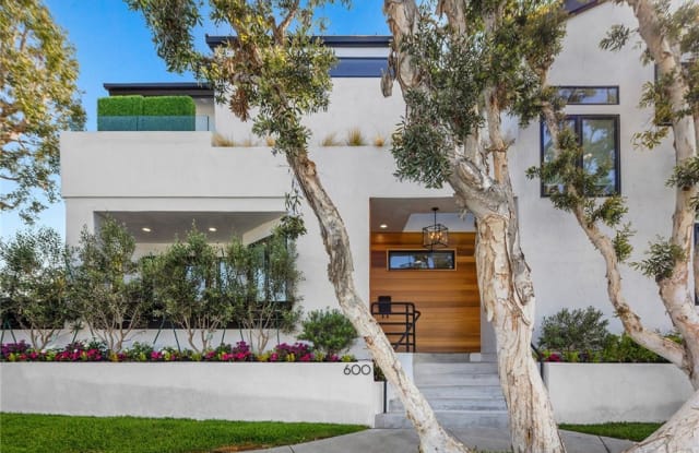 600 Heliotrope Avenue - 600 Heliotrope Avenue, Newport Beach, CA 92625