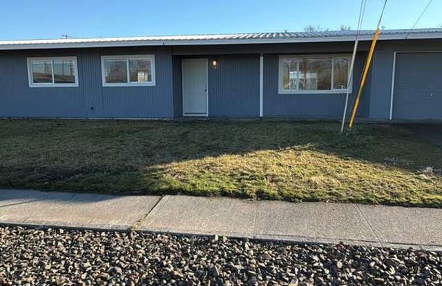 3 Bedroom Home, Fully Updated photos photos