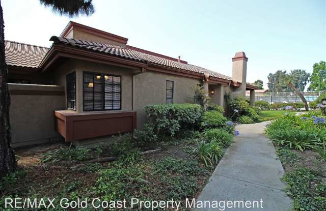 3706 Via Pacifica Walk Gallery 3