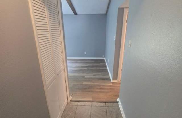 21 Meadowlark Dr Gallery 2