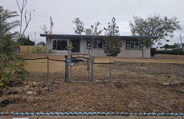 113 E Navajo Street - 113 East Navajo Street, Huachuca City, AZ 85616