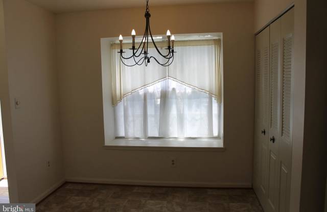 109 KALMIA COURT Gallery 3