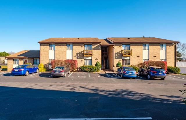 Apartment for Rent - 1624 Buttonwood Court, Harrisonburg, VA 22802