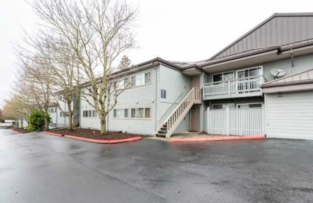The Courtyard Apartment Homes Gallery 4