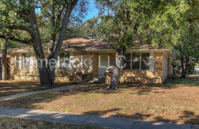 517 Robinhood Drive - 517 Robinhood Dr, Irving, TX 75061