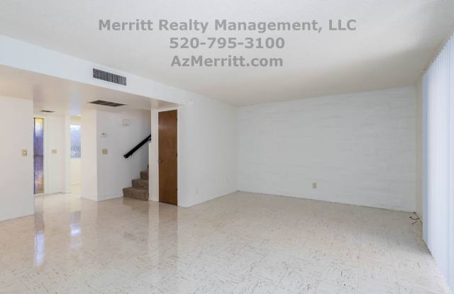 Spacious 2-Bedroom Townhome – Available Now! - 1355 East Fort Lowell Road, Tucson, AZ 85719 Spacious 2-Bedroom Townhome – Available Now! - 1355 East Fort Lowell Road, Tucson, AZ 85719