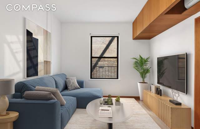 305 8th Avenue photos photos