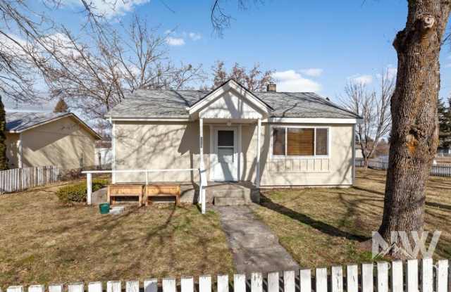 119 East 2nd Avenue - 119 East 2nd Avenue, Post Falls, ID 83854