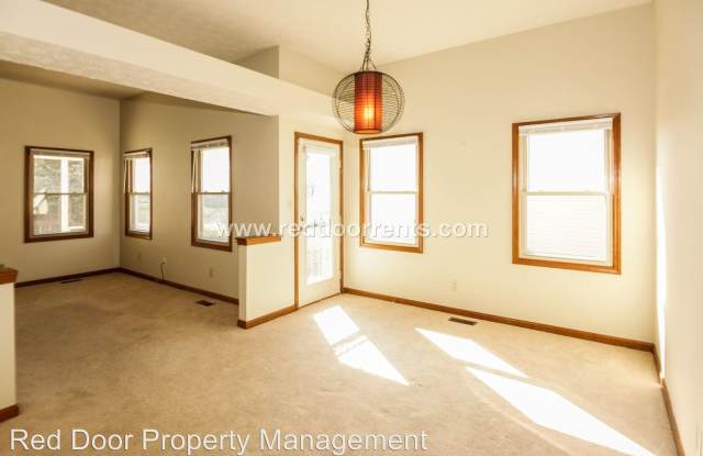 1643 Parkthorne Drive Gallery 4
