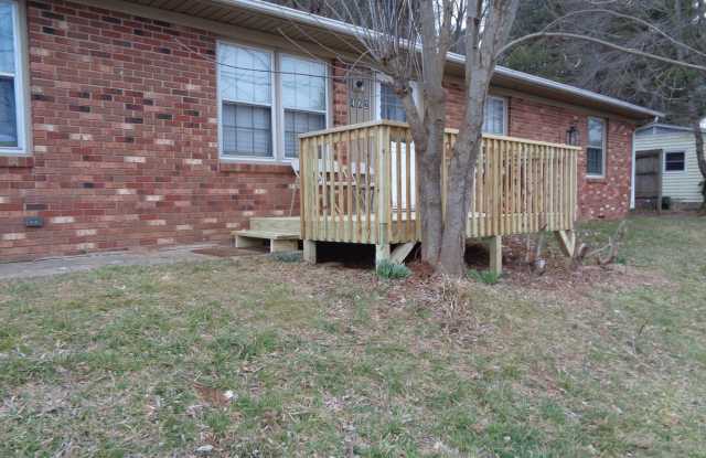 462 Bub Teems Road - 462 Bub Teems Road, Watauga County, NC 28607