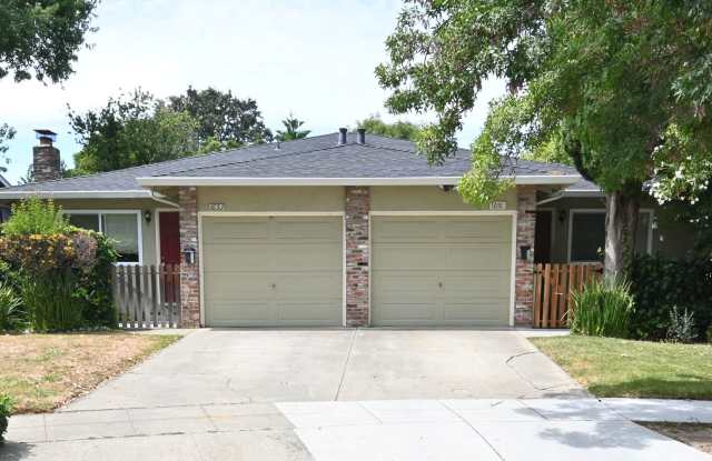 1651 Cassiar Dr photos photos