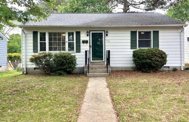 205 Bridge St. photos photos
