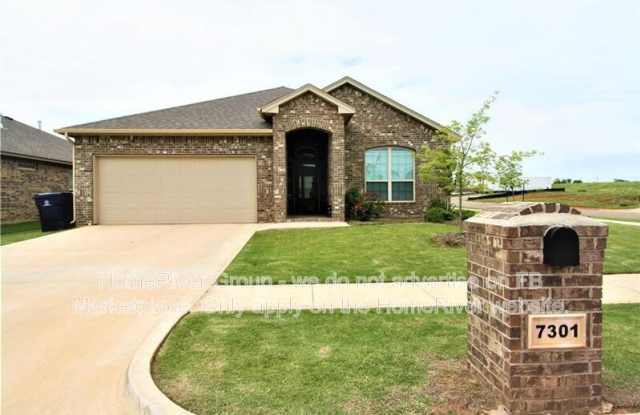 7301 NW 148th St photos photos