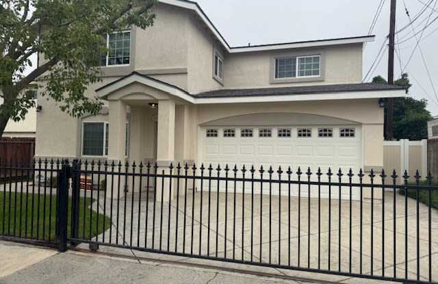 1231 Saticoy St photos photos