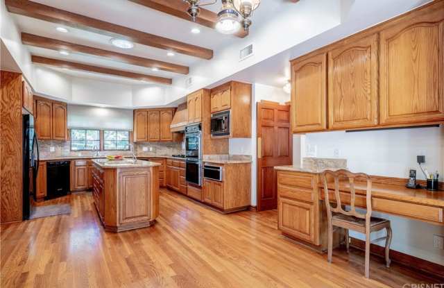 16485 Garvin Drive Gallery 3