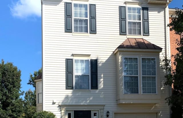 21786 WILLESDEN JUNCTION TERRACE - 21786 Willesden Junction Terrace, Dulles Town Center, VA 20166