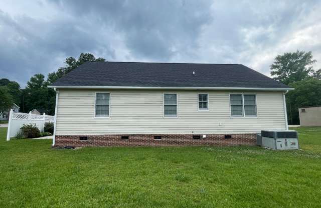 1012 Walnut Drive, Erwin, NC 28339 Gallery 2