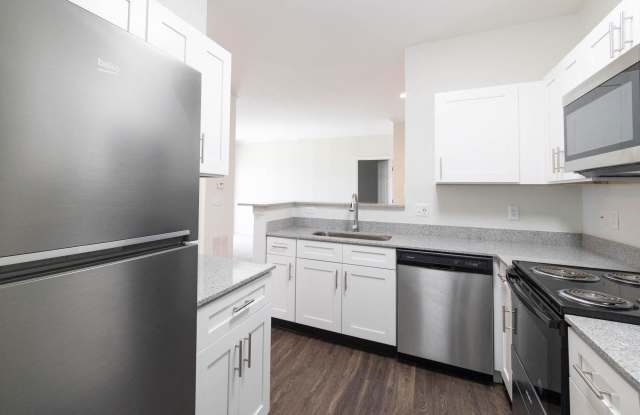 Center Point Apartments Gallery 3