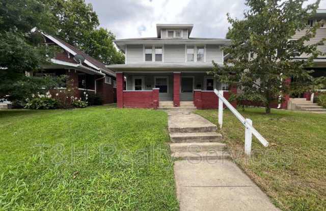 4218 Carrollton Avenue Gallery 1