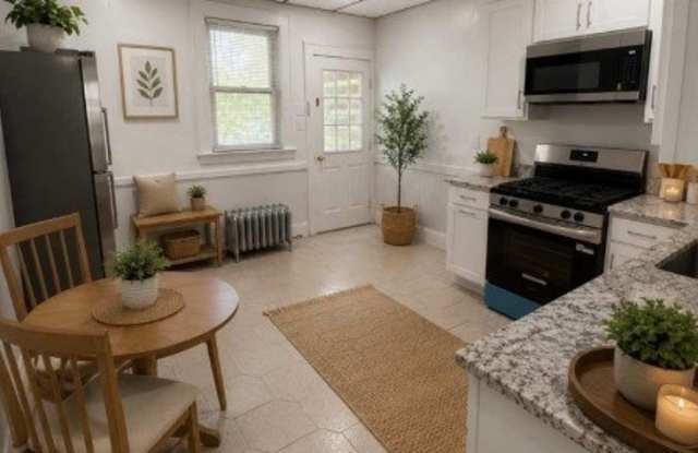 176 Lincoln Avenue Gallery 2