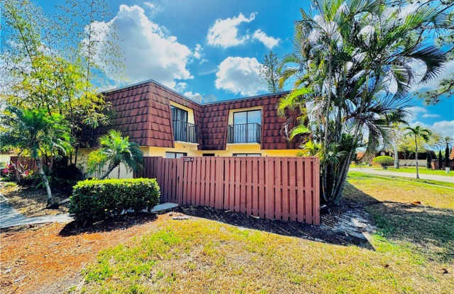 5205 Cedarbend Drive photos photos