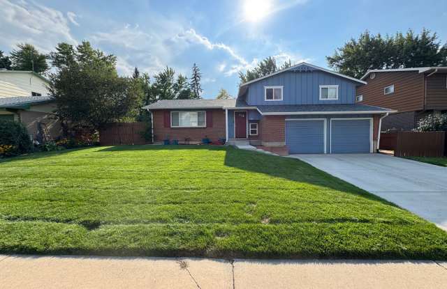BEAUTIFUL 4 Bed 3 Bath Single Family Home In Boulder! photos photos