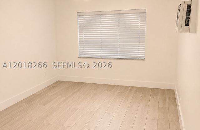 7537 Buccaneer Ave Gallery 3