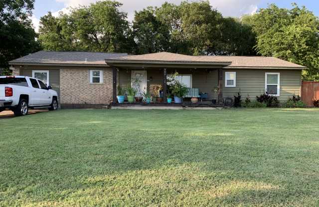305 Buckingham - 305 Buckingham Road, Richardson, TX 75081