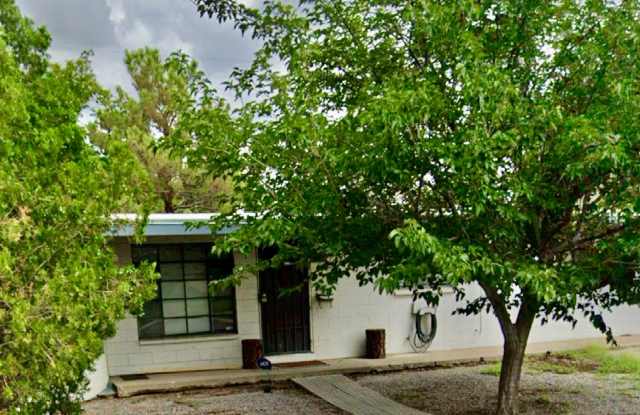 1809 Calle De Suenos - Charming 3-Bedroom Las Cruces Rental House! photos photos