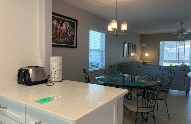 2BR/2BA Single Family Detached Villa Gallery 3