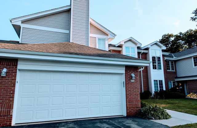 8979 Woodbridge Drive - 8979 Woodbridge Drive, Greendale, WI 53129