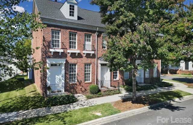 635 Old Meeting Way Gallery 1