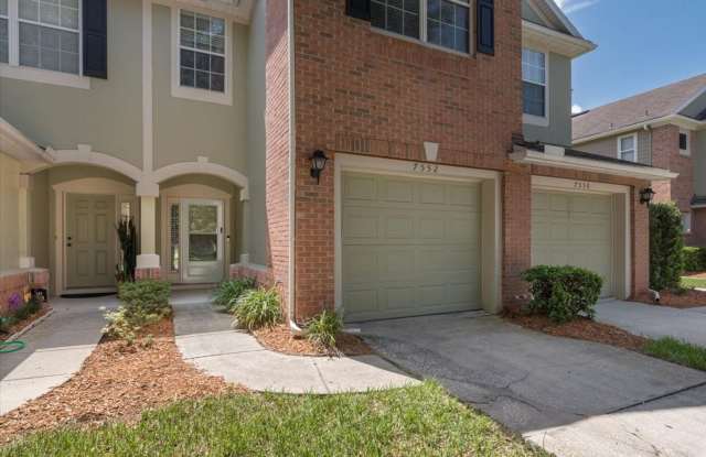 Spacious Townhome in Ideal Location! photos photos