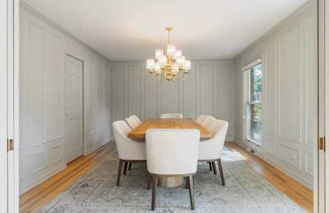 1380 Lake Shore Drive Gallery 4