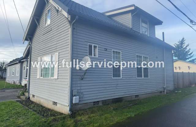 2309 19th St photos photos