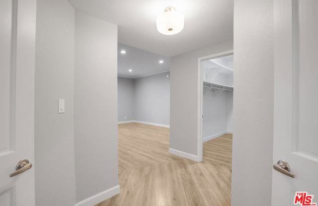 8642 Gregory Way - 8642 Gregory Way, Los Angeles, CA 90035