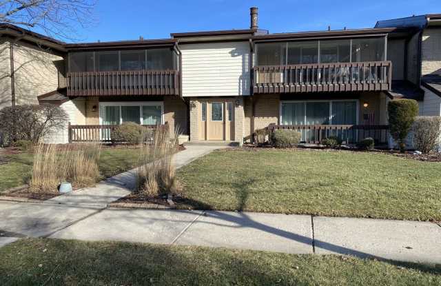 15817 S Orlan Brook Drive unit: 32 photos photos