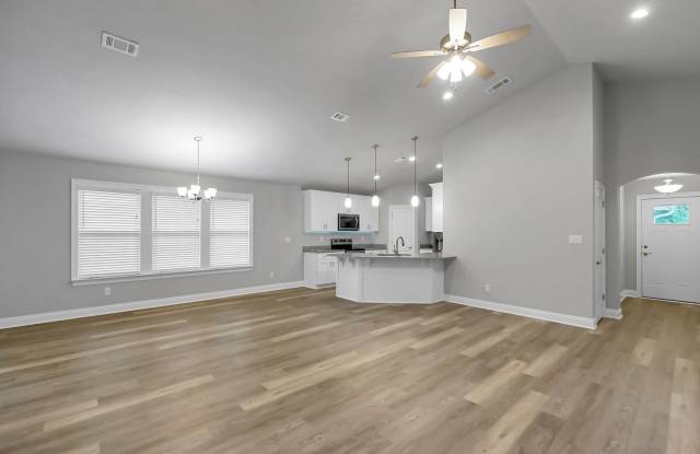Stunning Rental in Navarre! Gallery 4