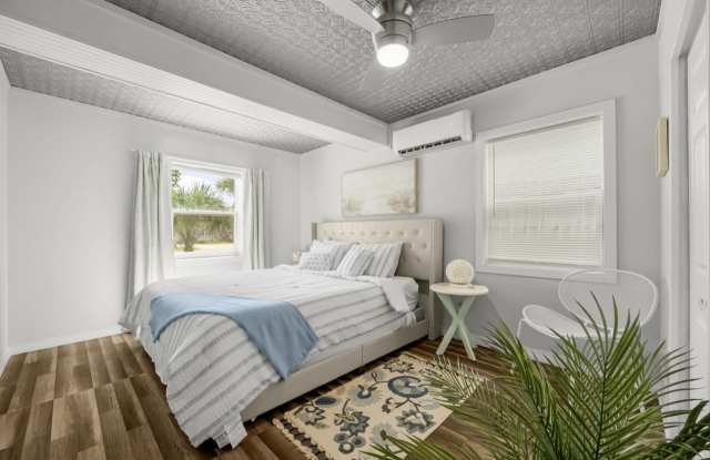 5608 Sunset Ave - 5608 Sunset Avenue, Lower Grand Lagoon, FL 32408