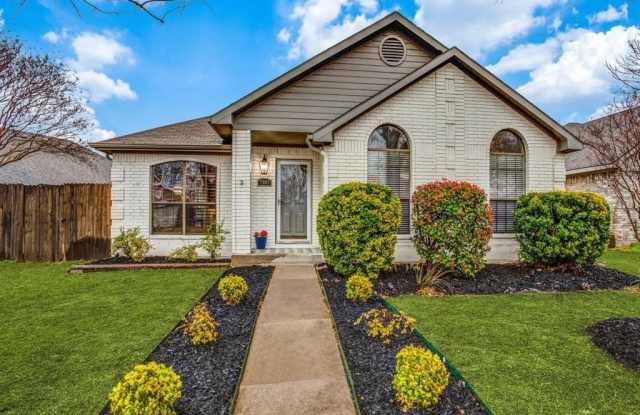 7008 Bentley Avenue - 7008 Bentley Avenue, Fort Worth, TX 76137