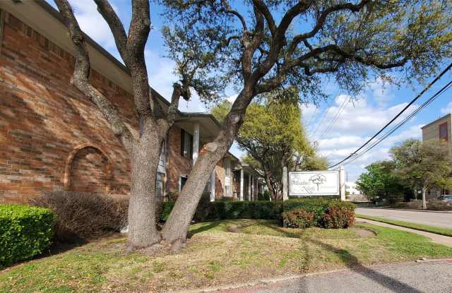 8081 Meadow Road Gallery 1