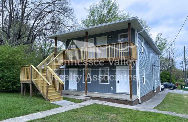 ALL NEW! Renovated, Move In Ready 1 bed/1 bath convenient to downtown and I-40! photos photos