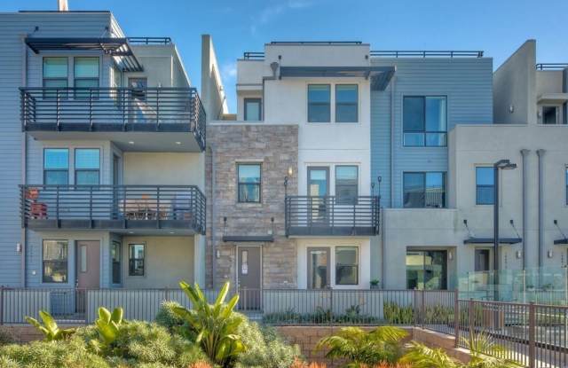 Downtown Oceanside Condo with pool and rooftop deck! photos photos