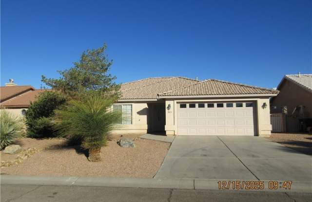 3915 Nicole photos photos