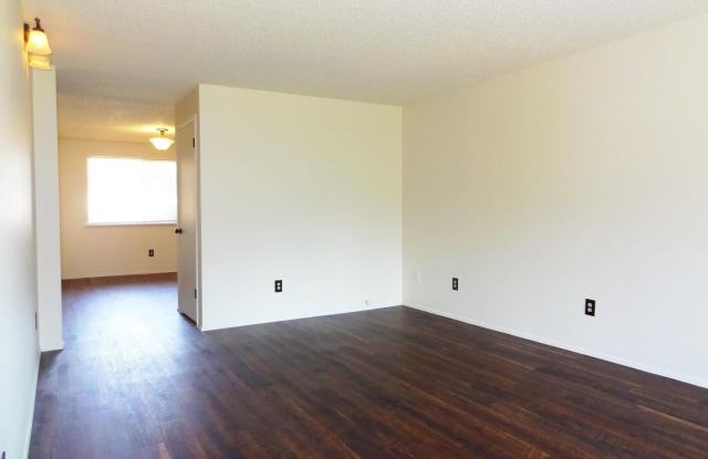 6219 N 23rd Gallery 3