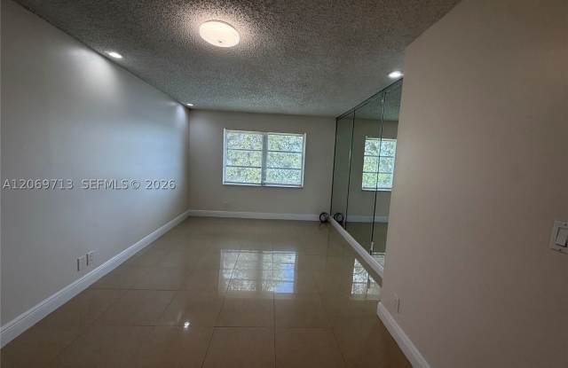 432 Lakeside Dr Gallery 3