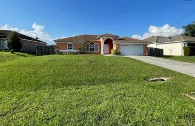 4209 30th St SW photos photos