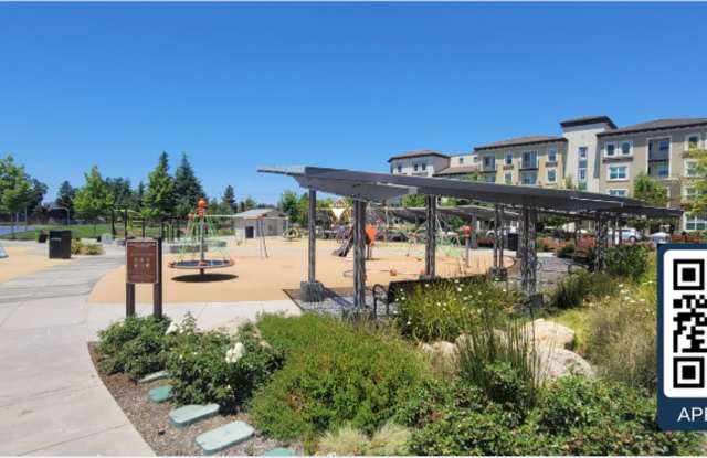 Modern 3-Bedroom Townhome in the Heart of Mountain View! photos photos